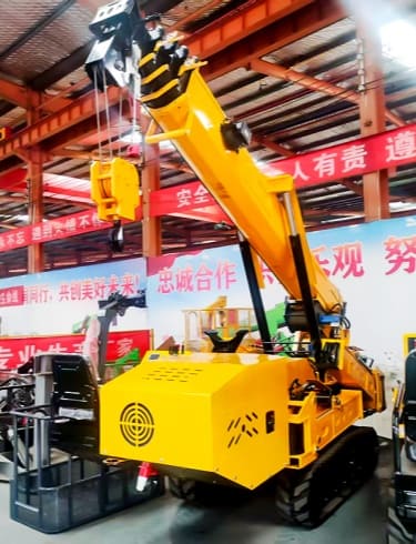 Top Applications of Spider Cranes Across Industries